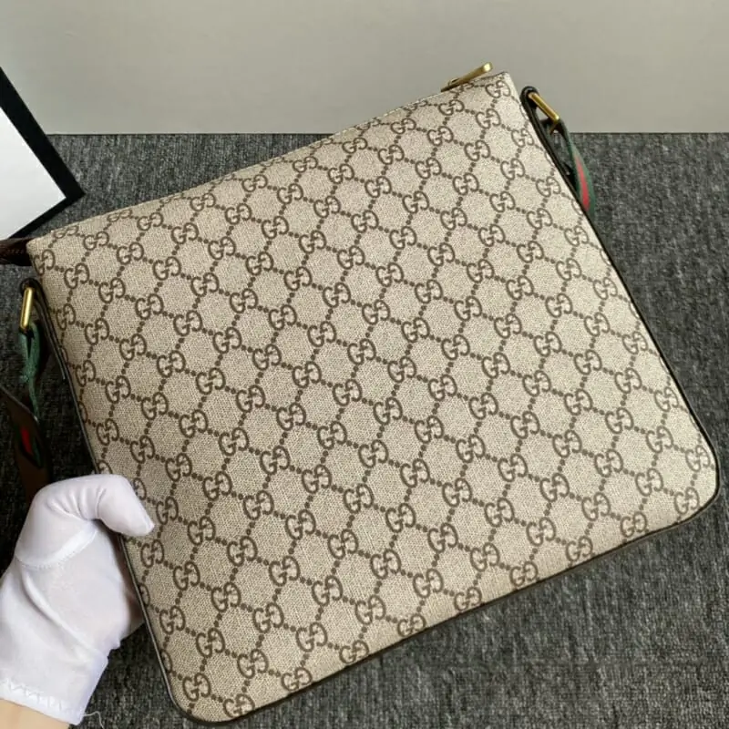 gucci aaa homme mini sac a main s_11254161